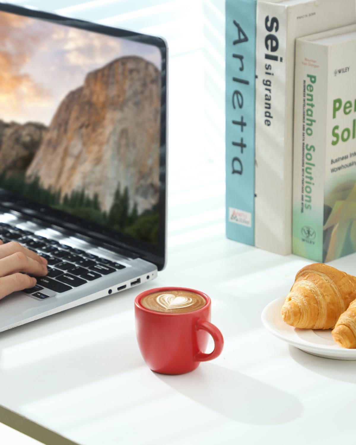 Hasense 7 Ounce Cappuccino Cups Set of 4 Perfect for Latte, Americano, Cafe Mocha and Tea, Ceramic Coffee Cups Ideal for Party Cafe Home and Kitchen, Microwave and Dishwasher safe, Red