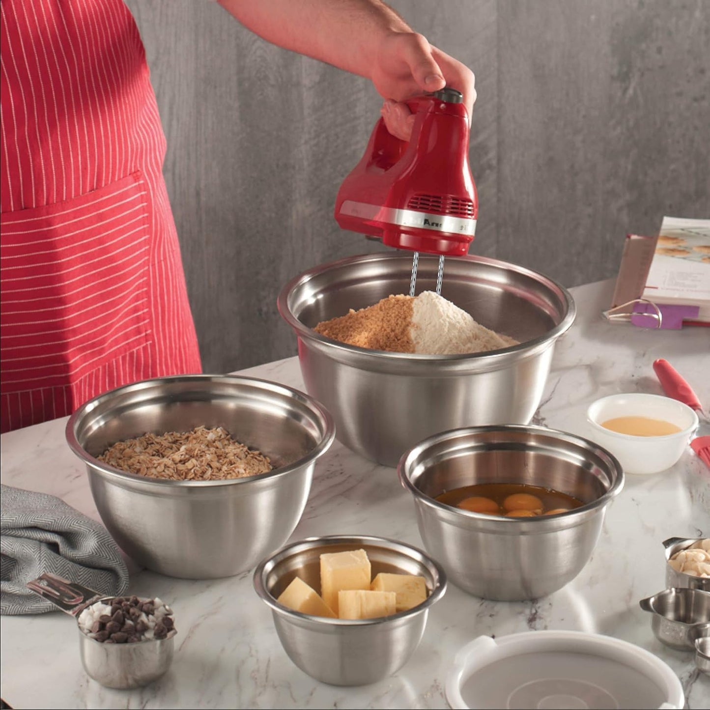 Mixing Bowls Set of 5, Stainless Steel Salad Bowls with Lids, Nesting Metal Mixing Bowls for Baking, Cooking, Prepping & Food Storage