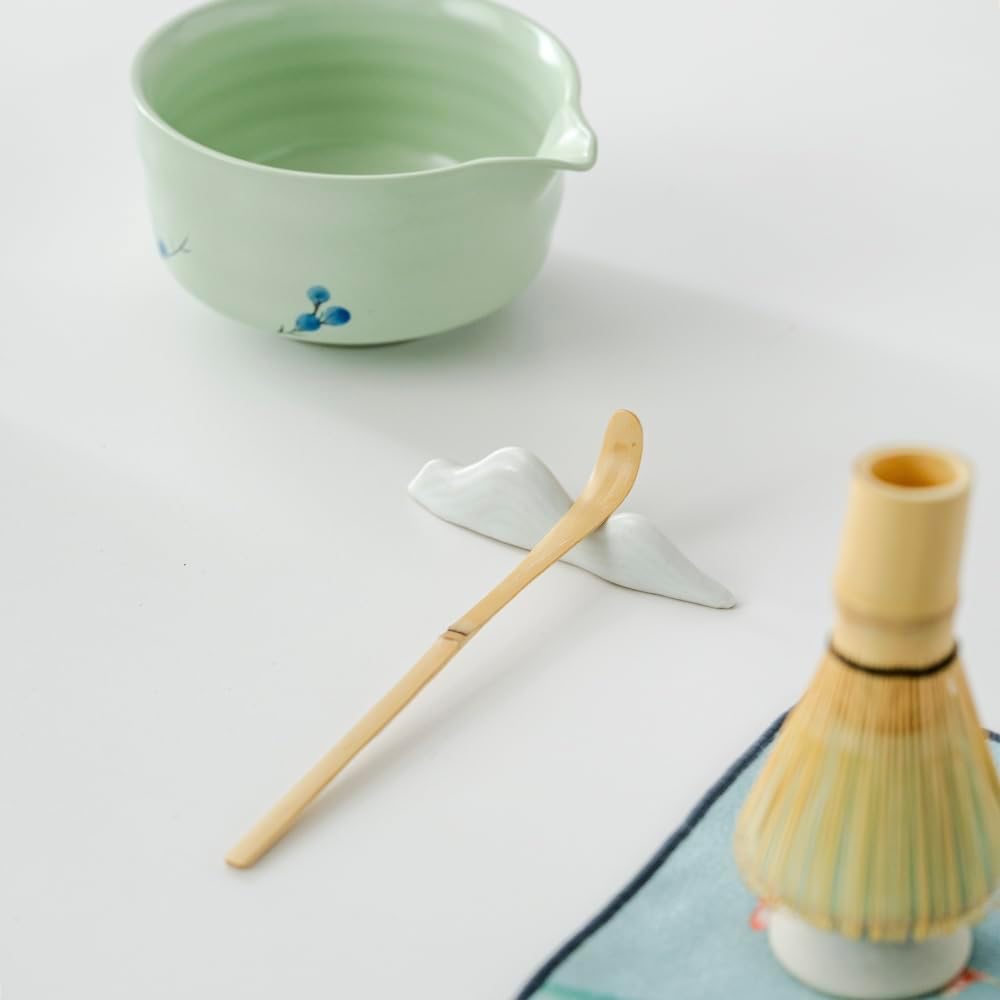 matcha whisk set, including matcha bowl, matcha whisk and stand, sieve, spoon, cloth mat, gift for matcha set(Light green)