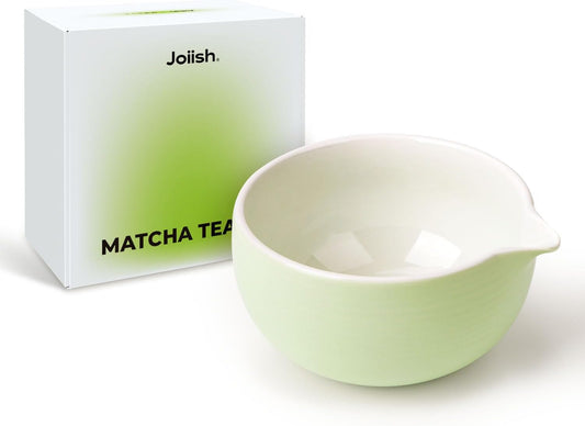 Traditional Matcha Bowl with Spout, Ceramic Matcha Tea Bowl (Chawan), Matcha Mixing Bowl for Whisking Matcha, Light Green (18 Ounce)