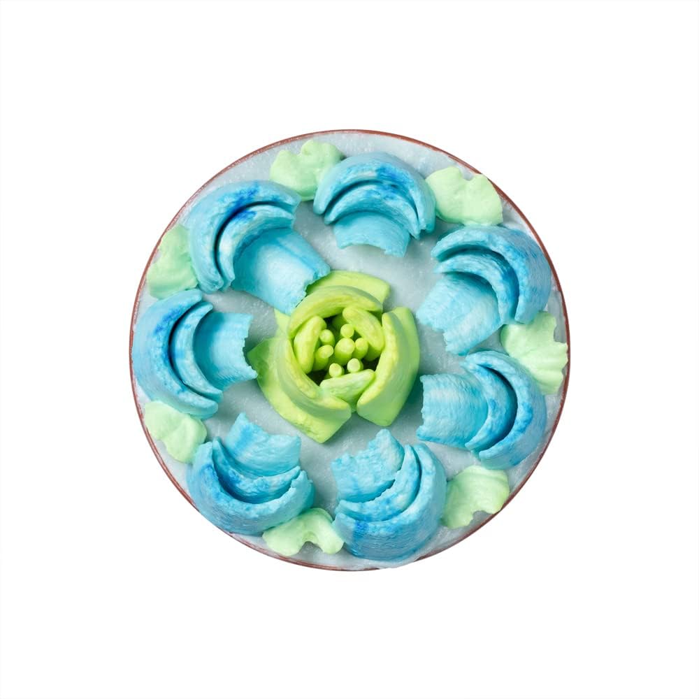 Restaurantware-Russian Piping Tip, 1 Petal Cake Decor Piping Tip - #35, Corrosion-Resistant, Stainless Steel Decorating Tip For Frosting, Dishwashable, Decorate Cupcakes, Cakes, or Cookies