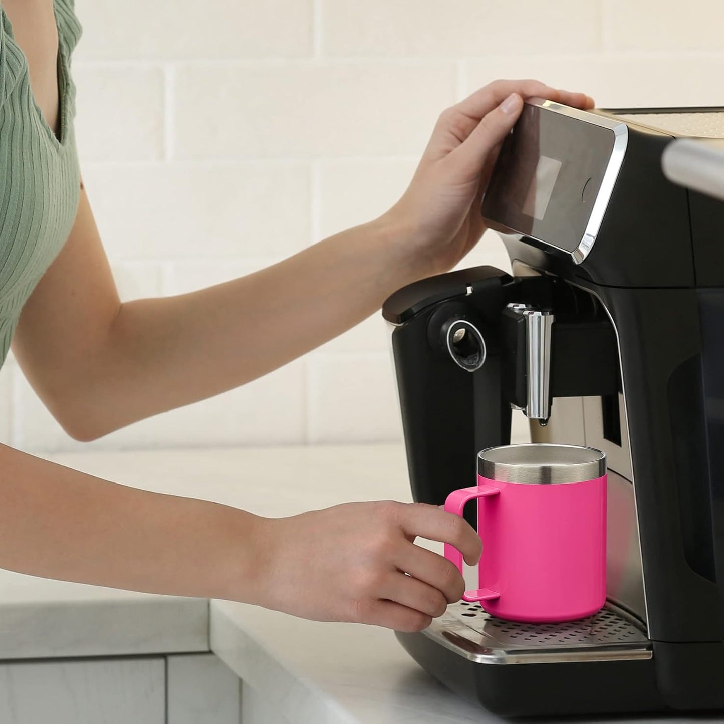 ALOUFEA 12oz Insulated Coffee Mug Cup with Handle, Stainless Steel Travel Coffee Mug with Flip Lid, Double Wall Vacuum Coffee Tumbler, Red