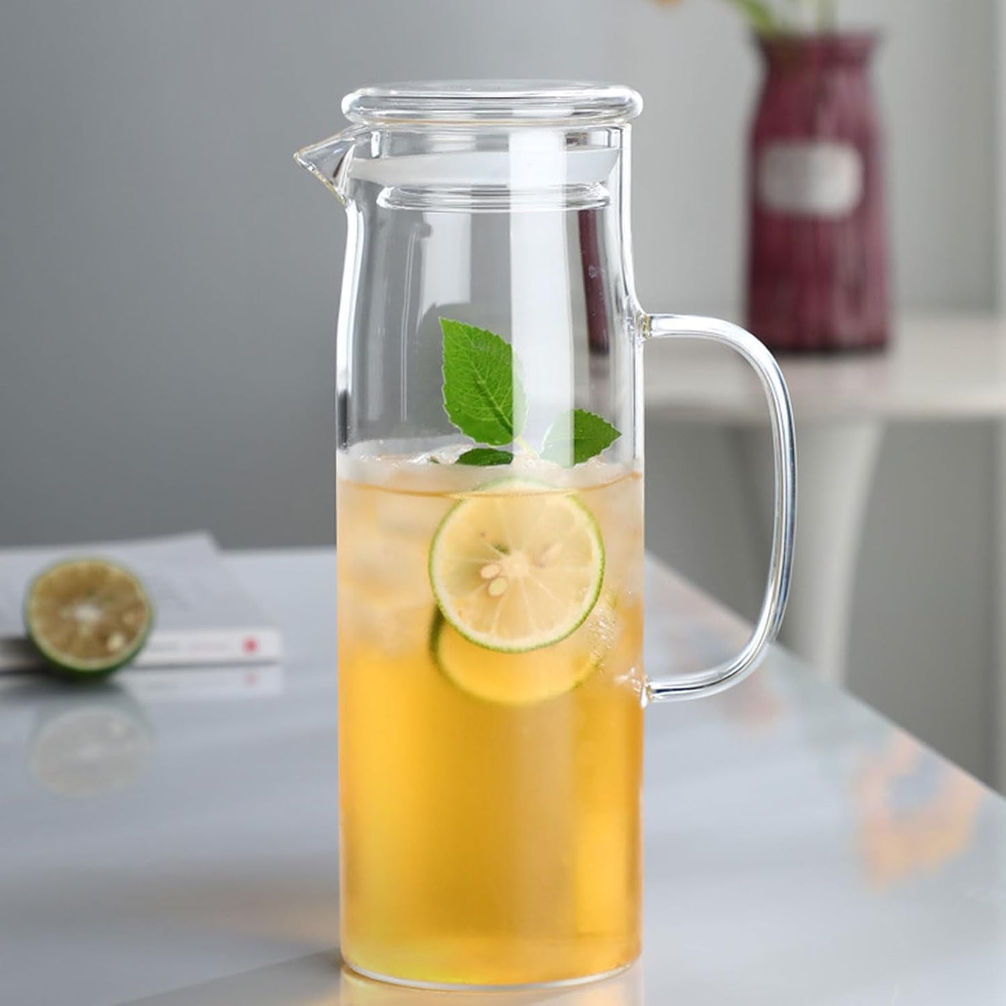 hjn Glass Water Pitcher with Lid Glass Carafe with Handle, Fridge Water Jug for Cold or Hot Beverages,Iced Tea,Milk,Juice 1500ml/51oz & glass lid