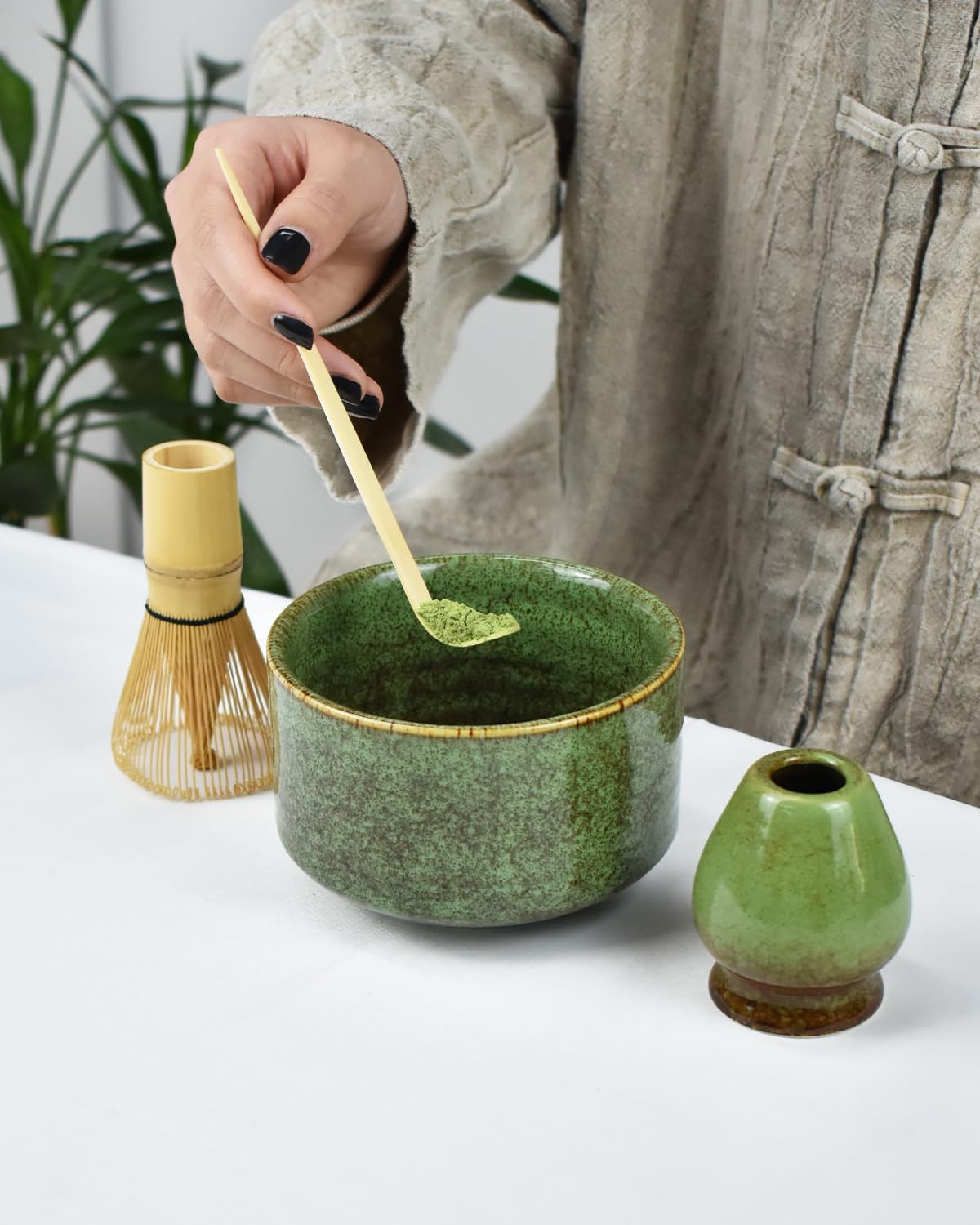 Artcome Premium Matcha Tea Set - 19.6oz Ceramic Bowl with Spout, Bamboo Whisk, Scoop, Whisk Holder & Brewing Guide - Elegant, Complete Set for Authentic Japanese Tea Ceremony