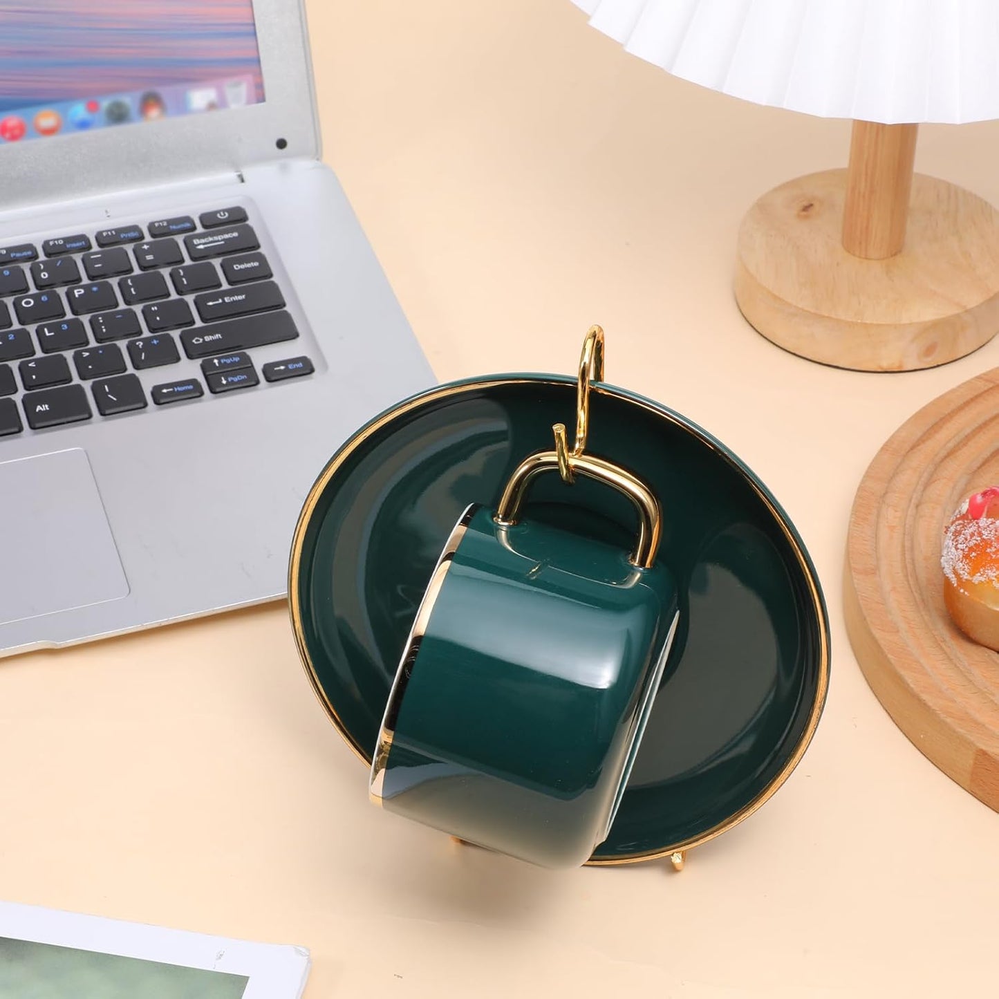 Vin Beauty 8Pcs Teacup Holder Display Stand Tea Cup and Saucer Display Stand Holder Metal China Coffee Mug Cup Storage Organizer 6.22 X 2.44 Inches Gold Metal Teacup Hanger Tray Rack for Plate Teapot