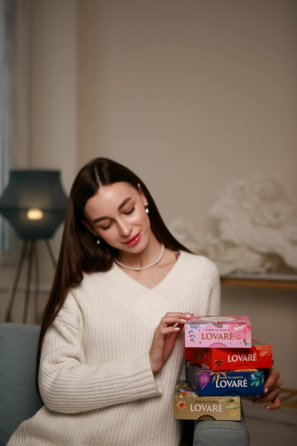 LOVARE Assorted Tea Variety Pack 32 Pack per Box - Made in Ukraine - Set of 4 Tea Bags Individually Wrapped 128 Pack - Bergamot Black, Floral, Black and Green Assorted Tea Bags Variety Pack