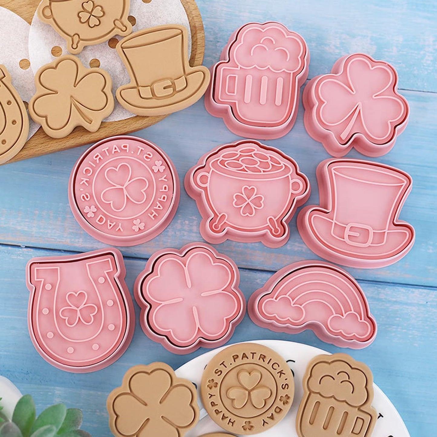 St. Patrick's Day Cookie Cutters, 8Pcs 3D Plastic Cookie Molds Cartoon Shamrock Four Leaf Clover Horseshoe Biscuit Cutters for Irish Holiday Party Baking Cutting Tool (D8)