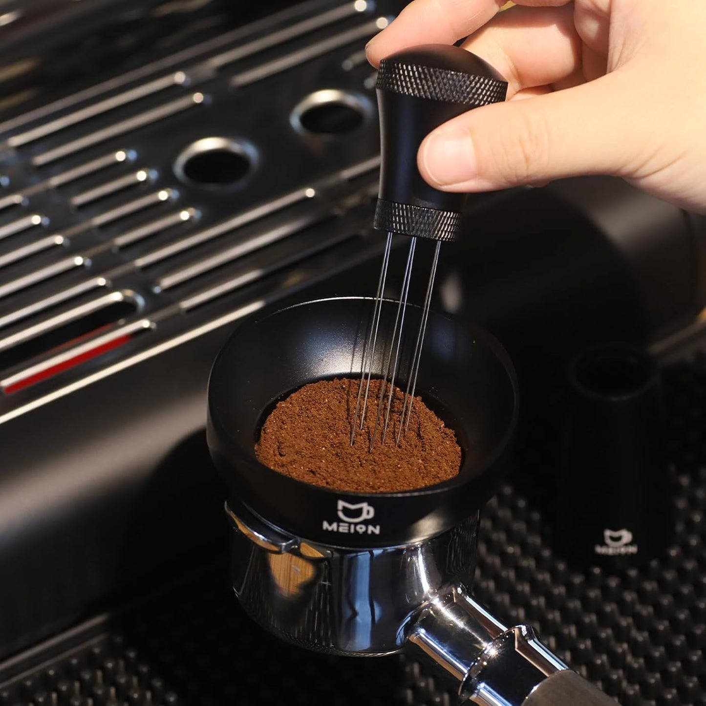 MEION 54mm Espresso Dosing Funnel and Puck Screen Set for 54mm Breville Portafilters, Magnetic Coffee Funnel, Reusable 53.3mm Espresso Puck Screen, Espresso Tools Espresso Accessories (54mm, Black)