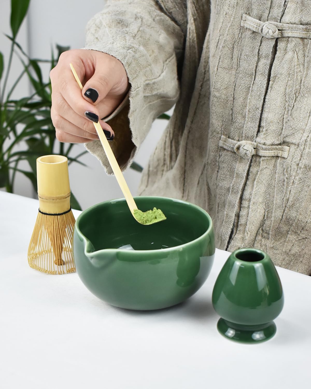Artcome Premium Matcha Tea Set - 18.6oz Ceramic Bowl with Spout, Bamboo Whisk, Scoop, Whisk Holder & Brewing Guide - Perfect for Traditional Japanese Tea Ceremony