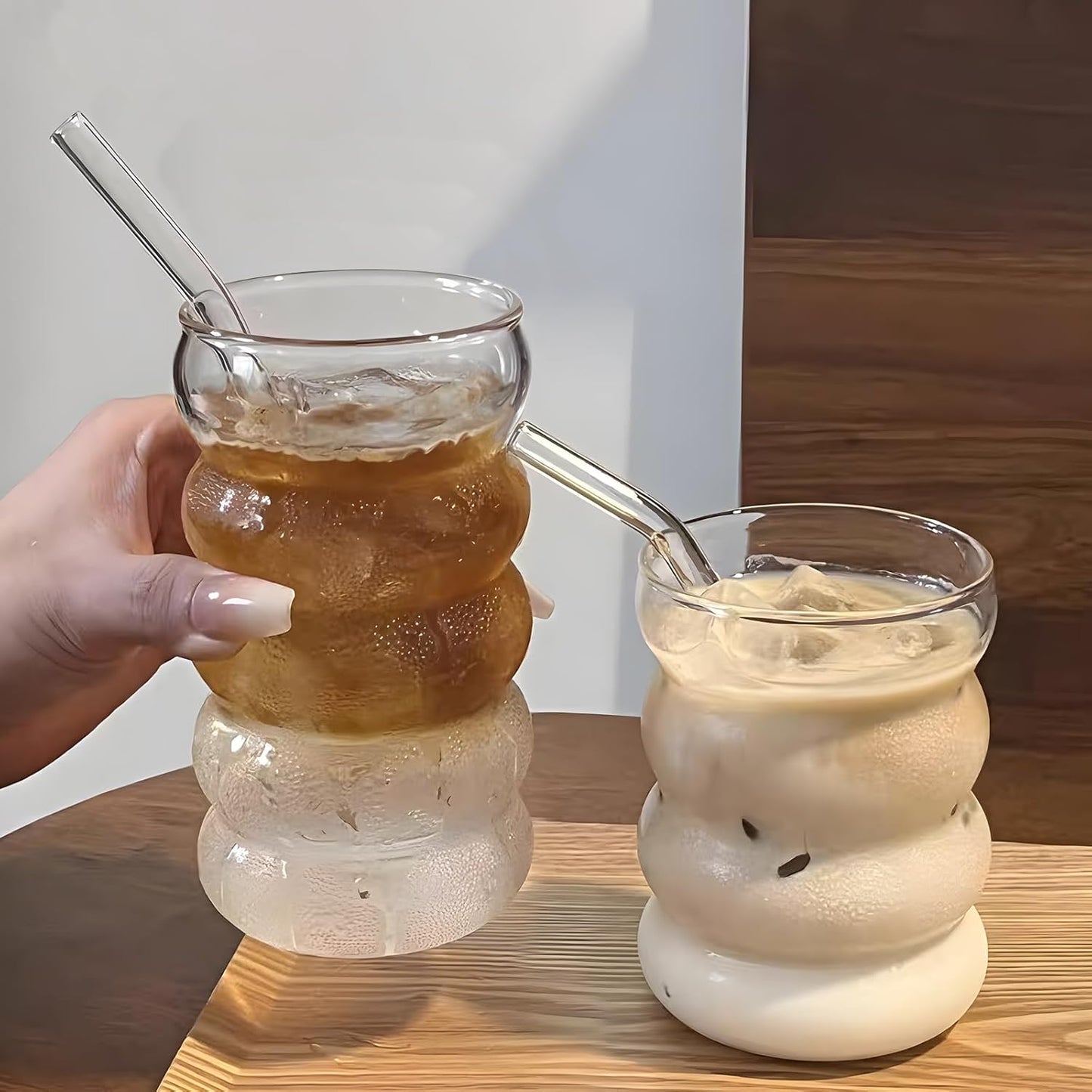 4 Pcs 20oz Drinking Glasses Set with Straws, Cute Iced Coffee Glass Cups, Iced Coffee Tumblers, Thick Drinking Jars for Smoothie, Boba Milk Tea, Ideal for Gift, with Straw Brush