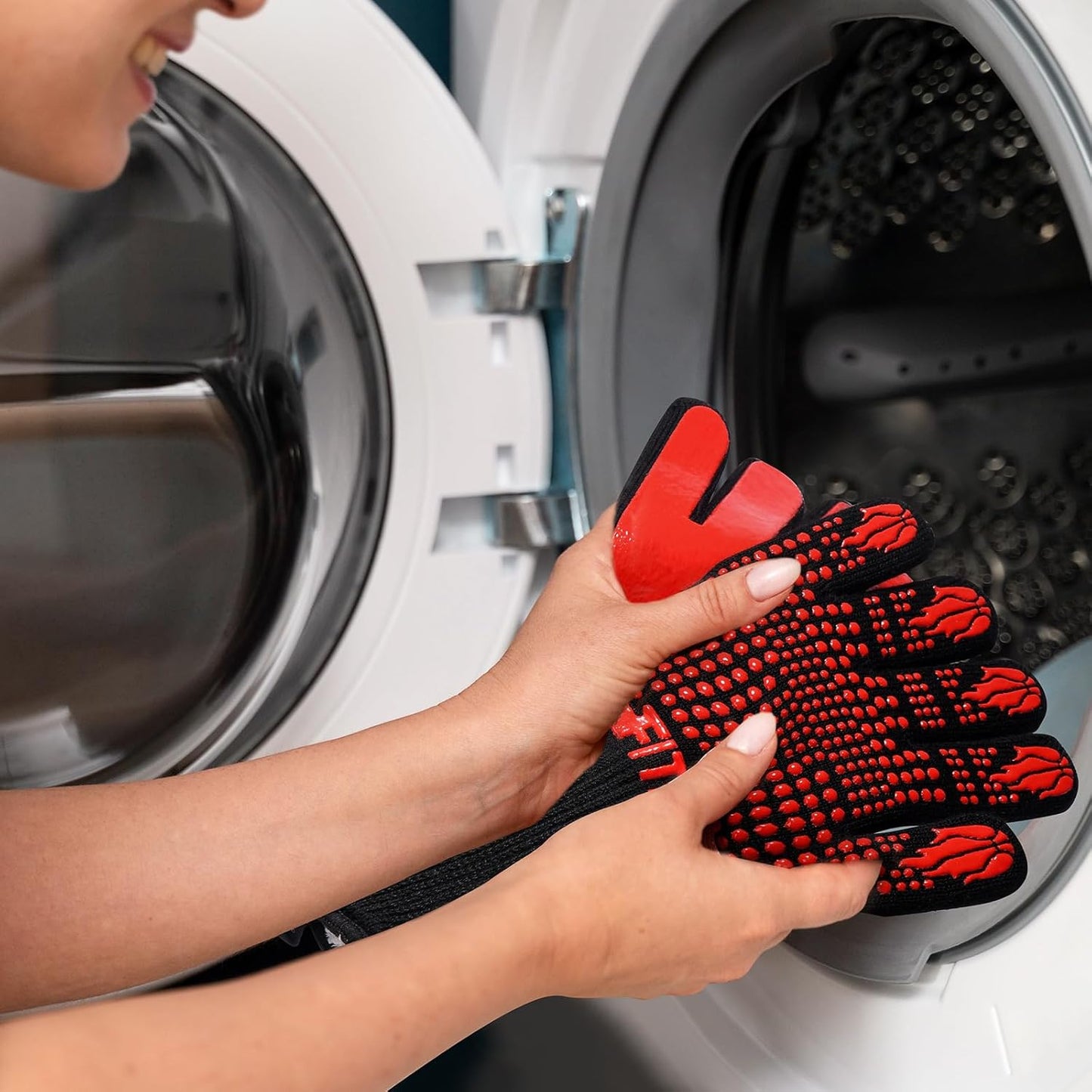 BBQ Gloves, Oven Gloves, 1472°F Extreme Heat Resistant Barbecue Gloves, Silicone Non-Slip Oven Mitts, Kitchen Gloves for Cooking, Grilling, and Baking (Red)