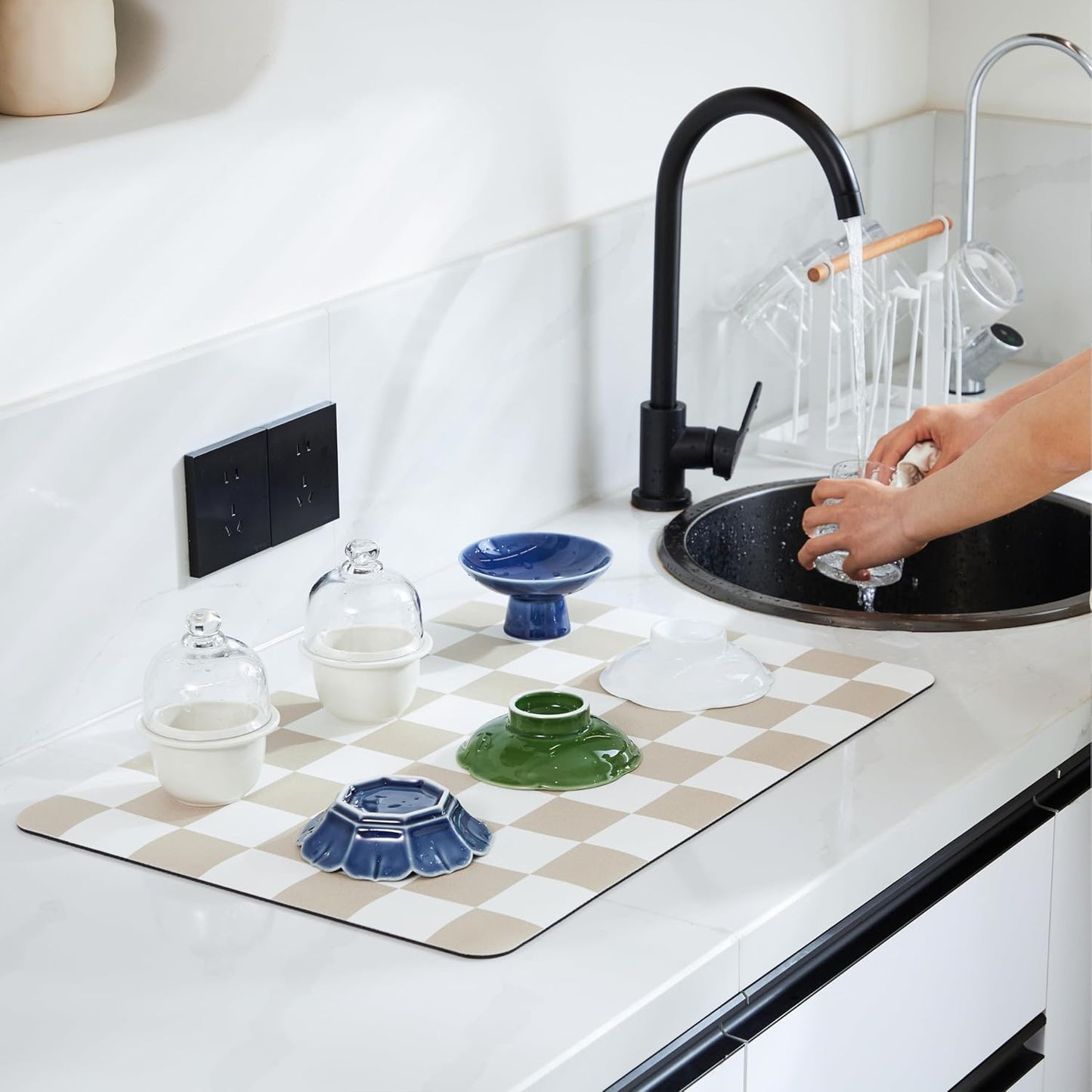 Checkered Dish Drying Mat for Kitchen Counter, Coffee Bar Station Accessories, Retro Cute Aesthetic Modern Absorbent Drainer Mat Kitchen Drying Mat Easy Clean, Beige 12" x 19"