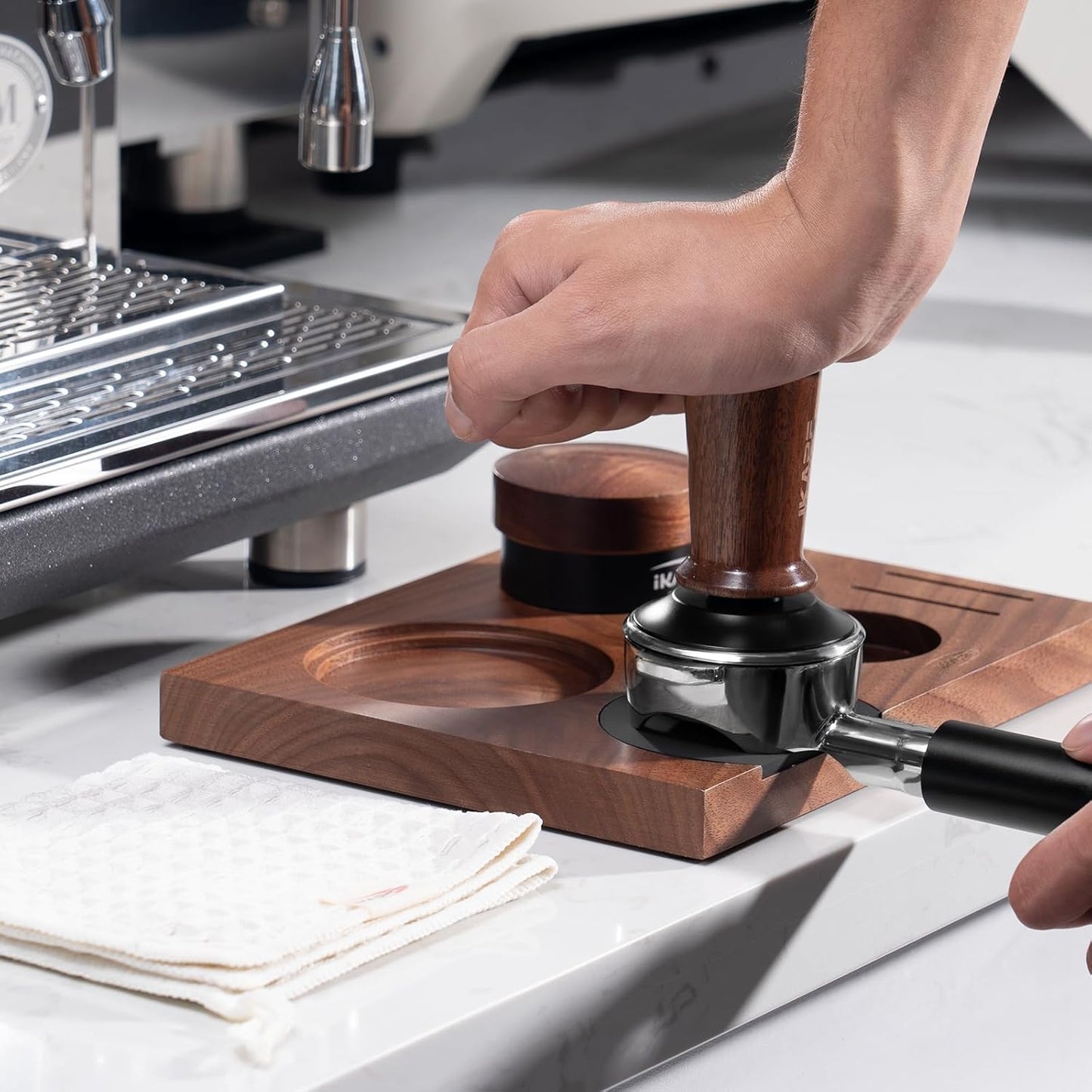 IKAPE 51MM Espresso Tamper Kit 5 IN 1, Elegant Wooden Espresso Tamper, Distributor Set with Tamper Base, Puck Screen, Cleaning Towel, Ideal for Coffee Enthusiasts, Made from Premium Walnut Wood