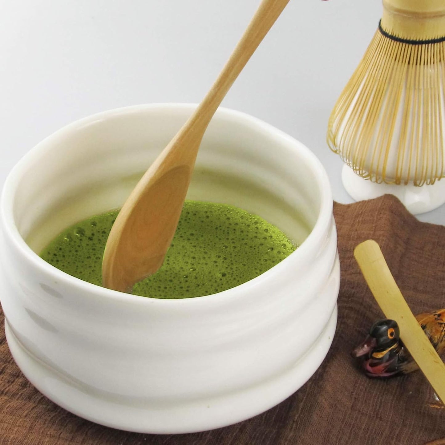 Artcome Matcha Ceremony Kit for Japanese Tea Ceremony, Traditional Matcha Bowl, Whisk, Tea Scoop, Matcha Powder Strainer, Matcha Tea Set For Making Usucha, Koicha and Matcha Latte (White)