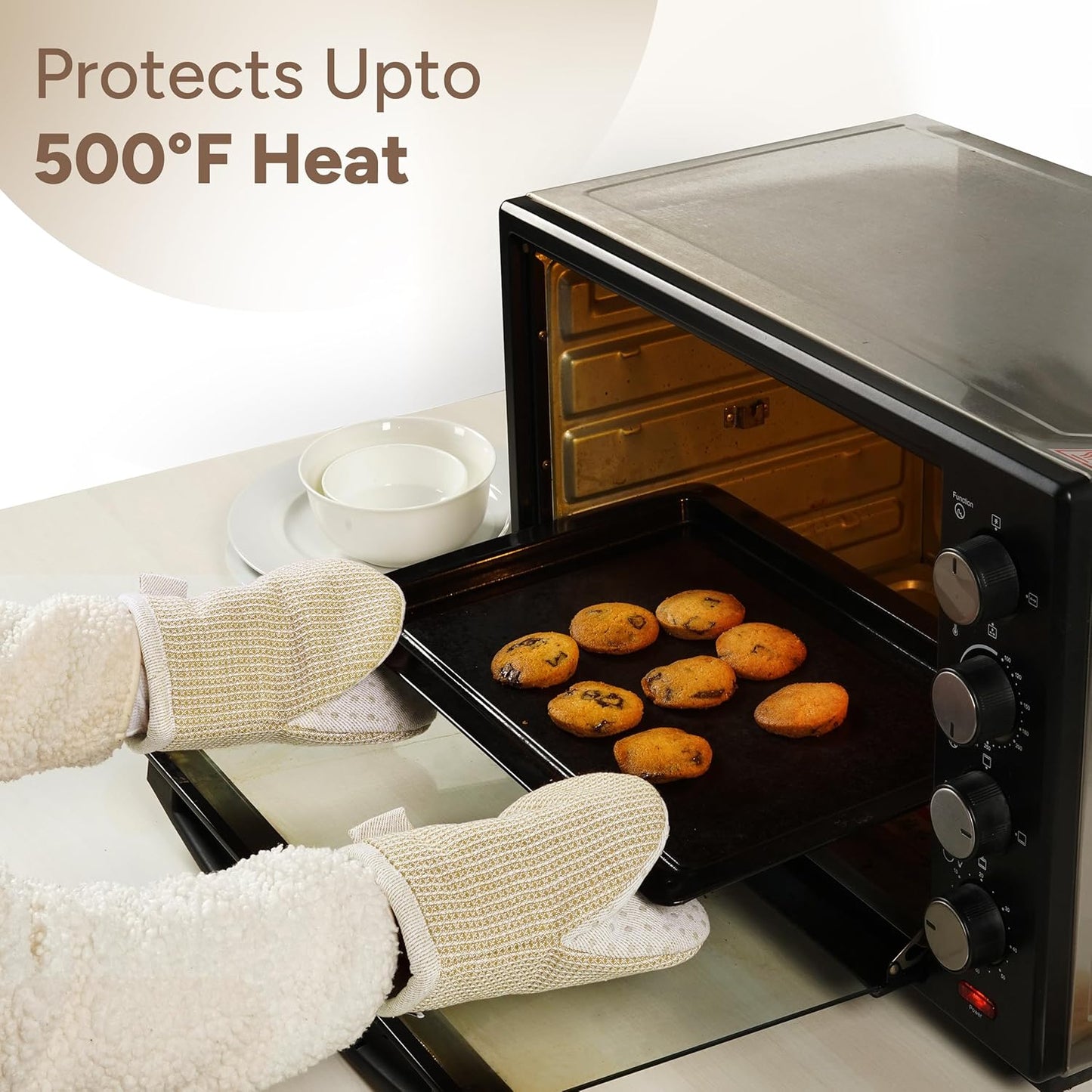 Casa Platino Mini Oven Mitts & Silicone Pot Holders, 4-Piece – Heat Resistant Gloves for Cooking & BBQ, Hot Pads for Kitchen – Withstands Up to 500°F, Non-Slip & Machine Washable – Beige