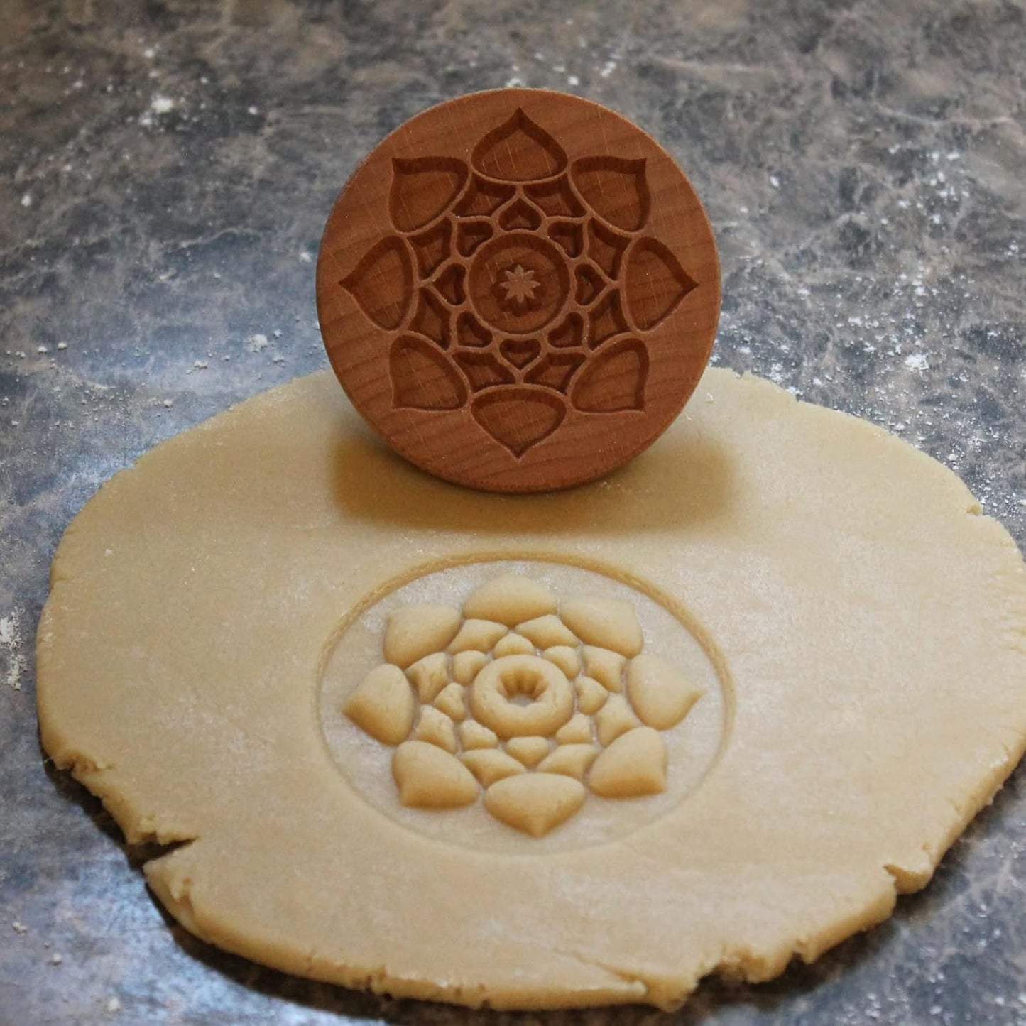 Wood Cookie Stamp, 2.5 Inch (Mandala CS-037)