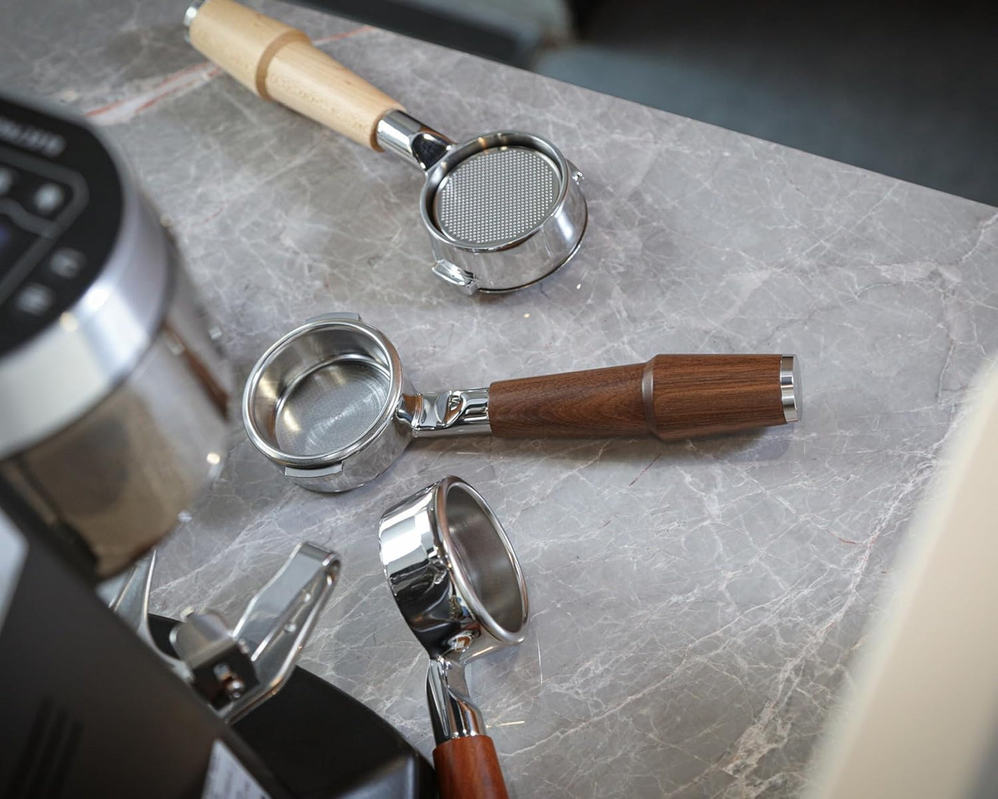 Bottomless Portafilter 58mm Compatible with Breville Dual Boiler, Oracle, Oracle Jet Espresso Machines Maple Handle 2 Ears 18-21g Double Shot Filter Basket Included