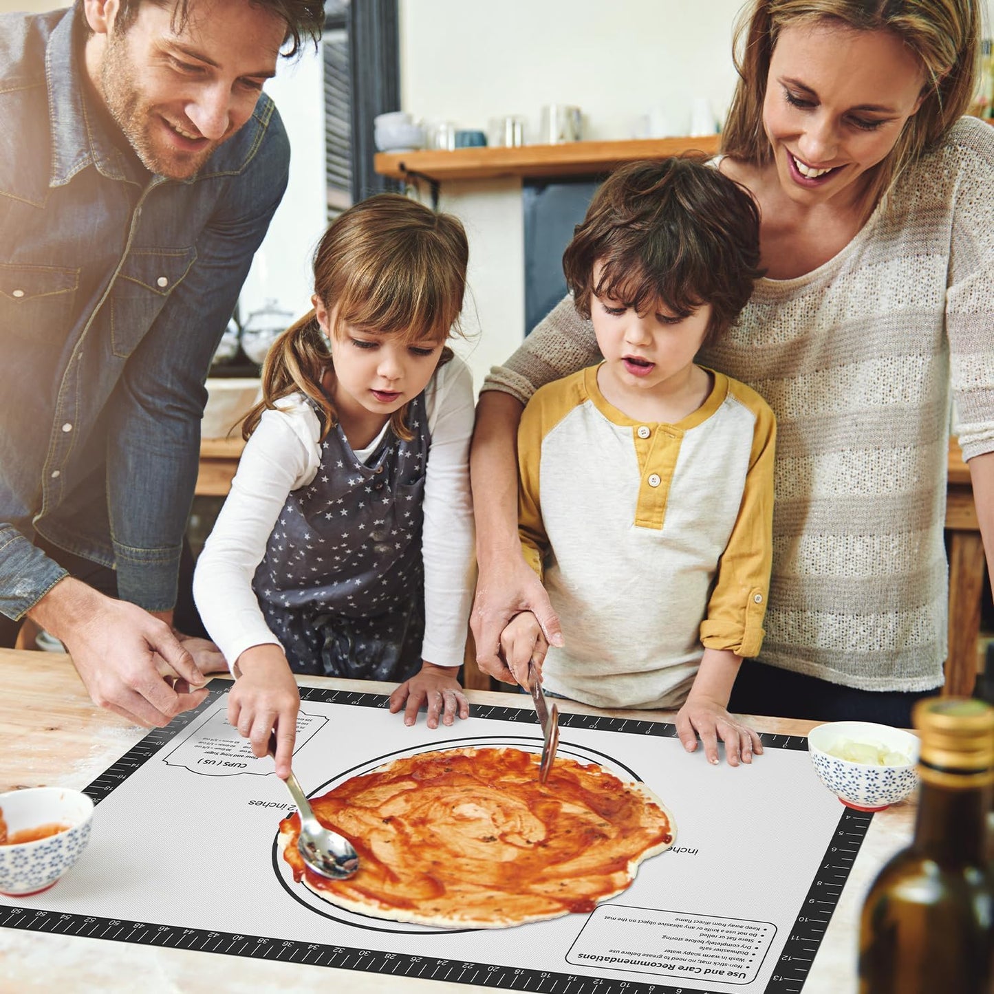 Non-stick Pastry Mat, Silicone Baking Mat with Measurement, Extra Large Silicone Mat for Baking Cookie Pie Bread Pizza Oven Reusable & Dishwasher Safe