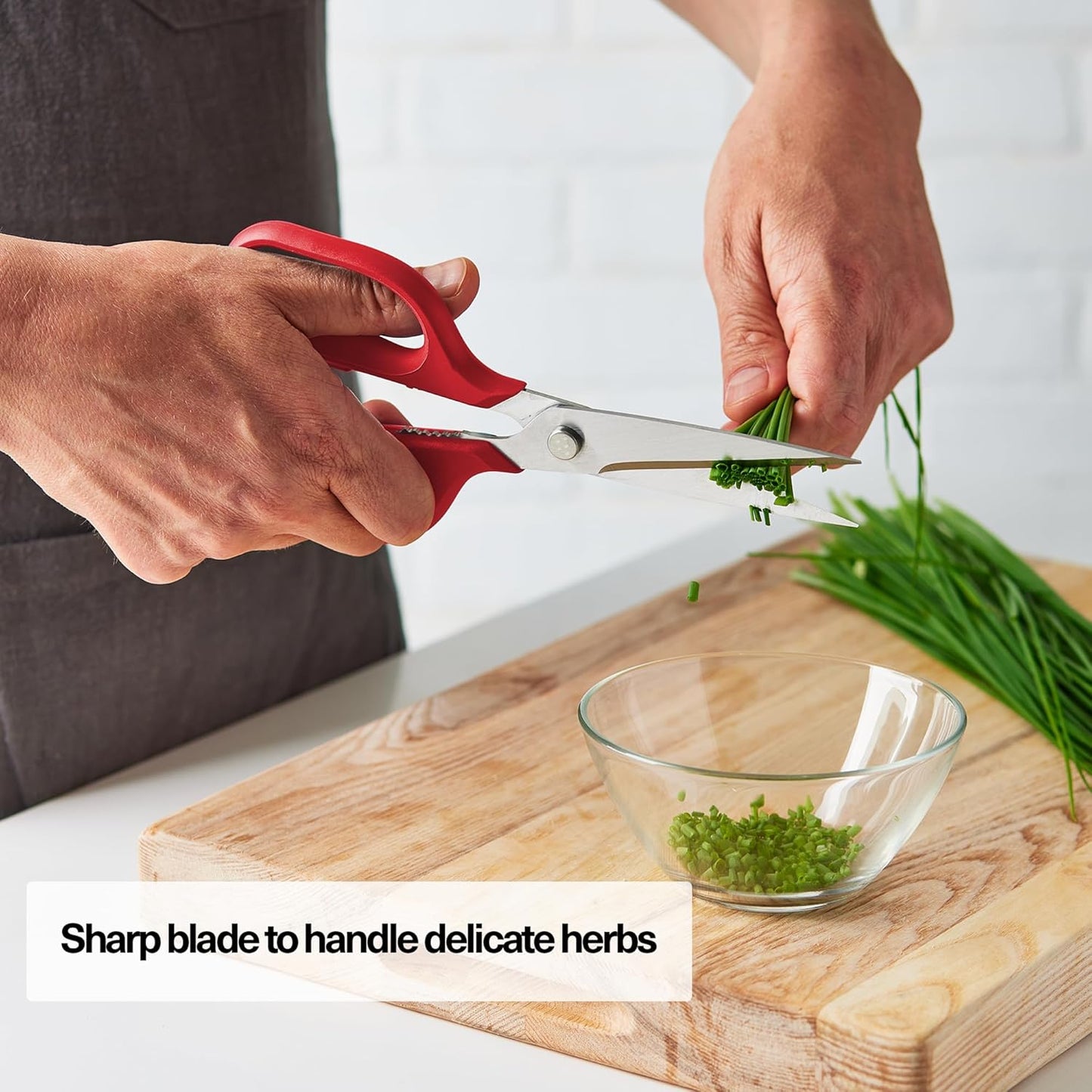 Misen Heavy Duty Kitchen Shears - Versatile Scissors for Meat, Poultry & More - Easy Clean, Professional Grade - Ambidextrous Comfort Handle - Red