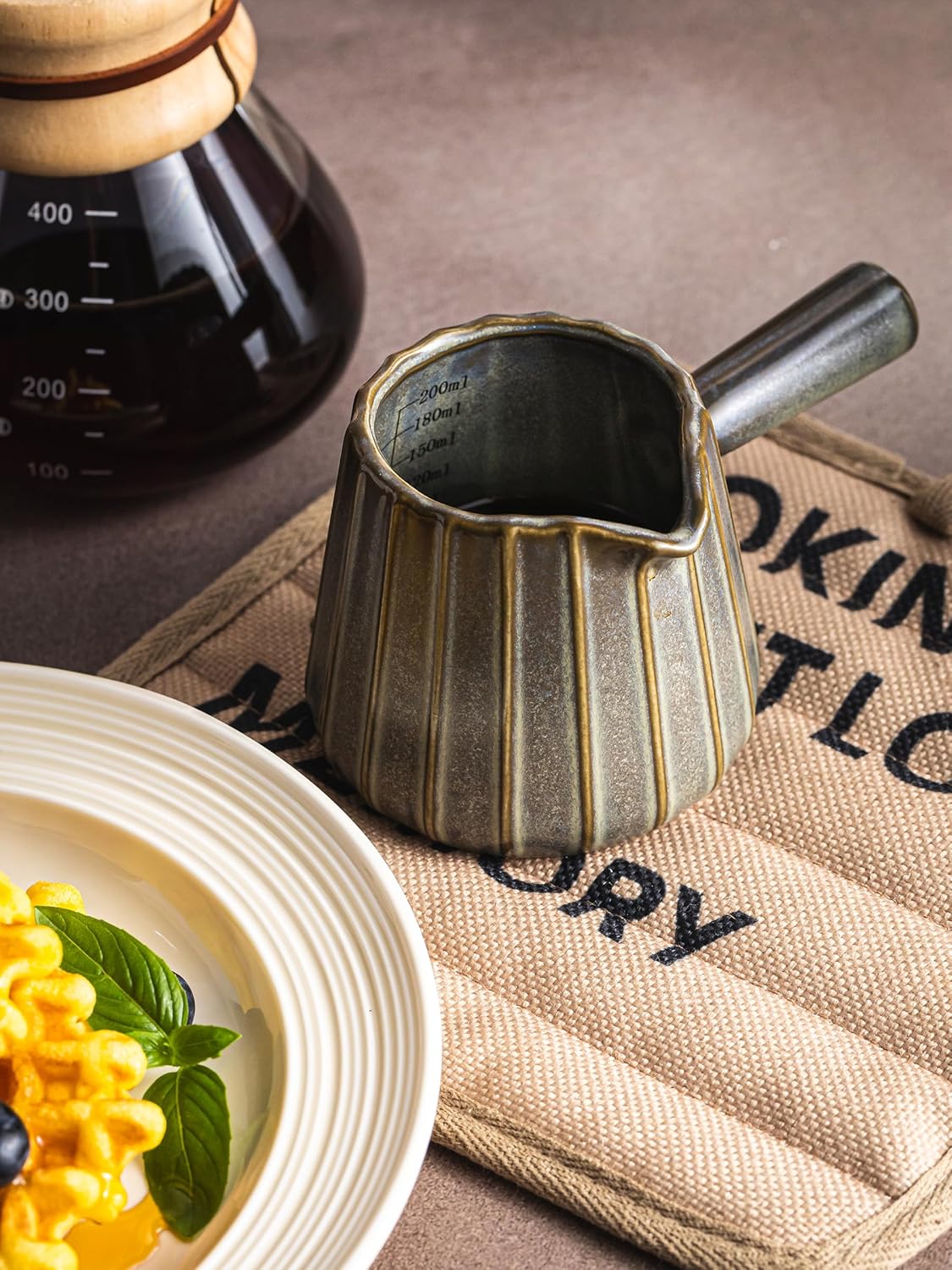 Espresso Cups Ceramic, 200ML Espresso Measuring Cup with Spout, Expresso Shots Cups with Handle, Espresso Accessories, Dark Green