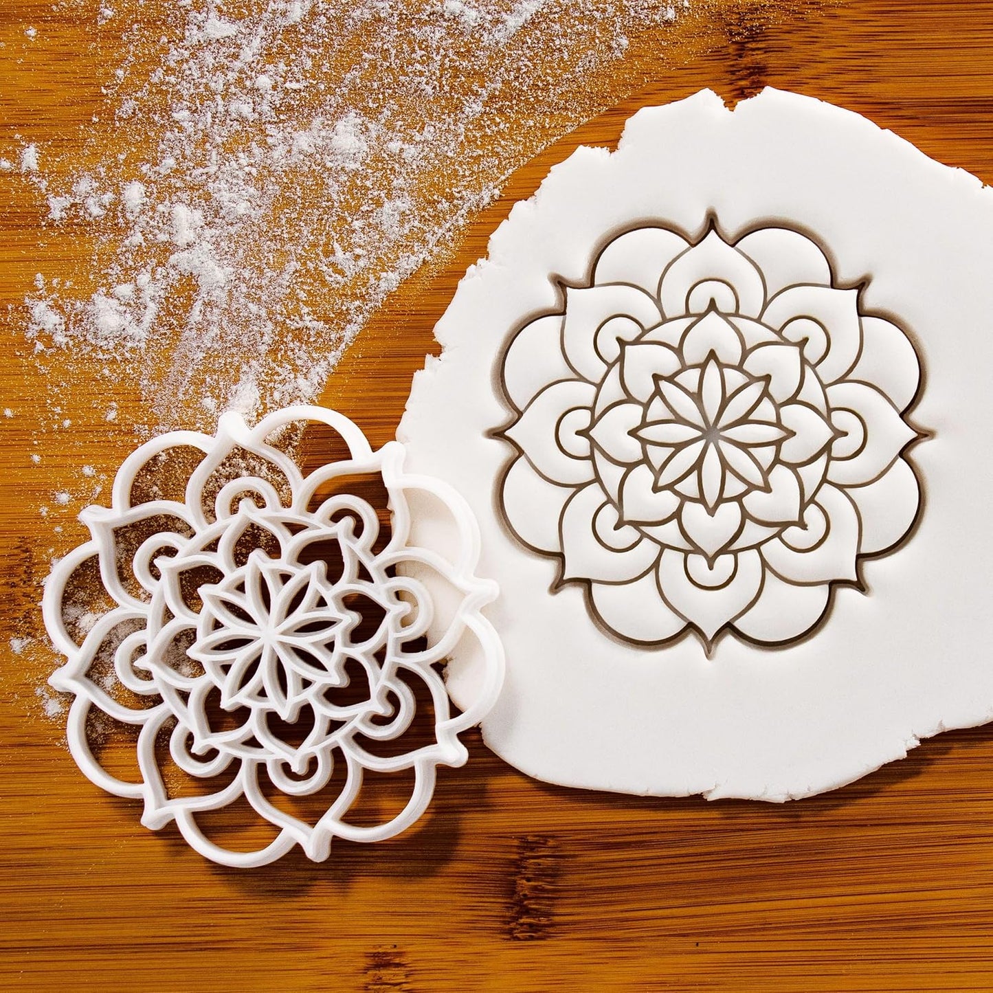 Mandala 1 Cookie Cutter, 1 piece - Bakerlogy